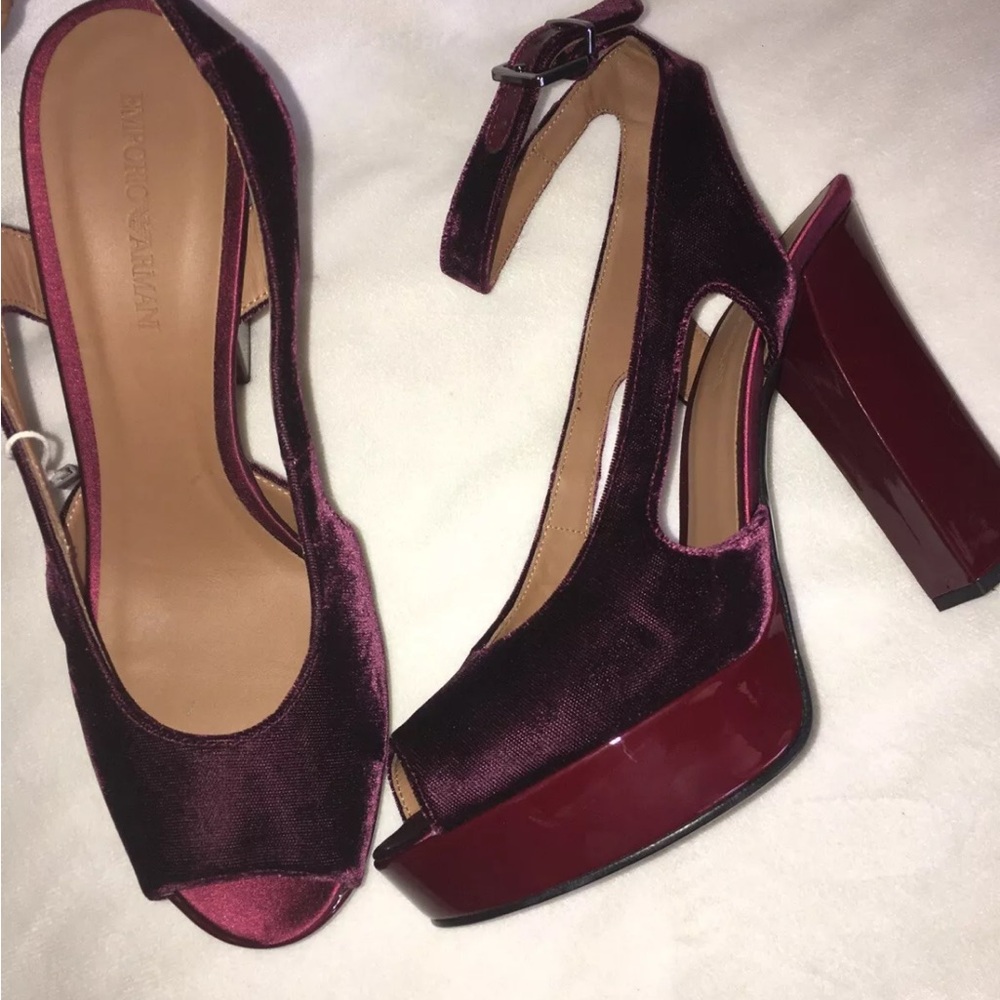 EMPORIO ARMANI Open Toe Velvet Heels sz 41 new